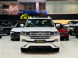 تۆیۆتا لاند کروزەر